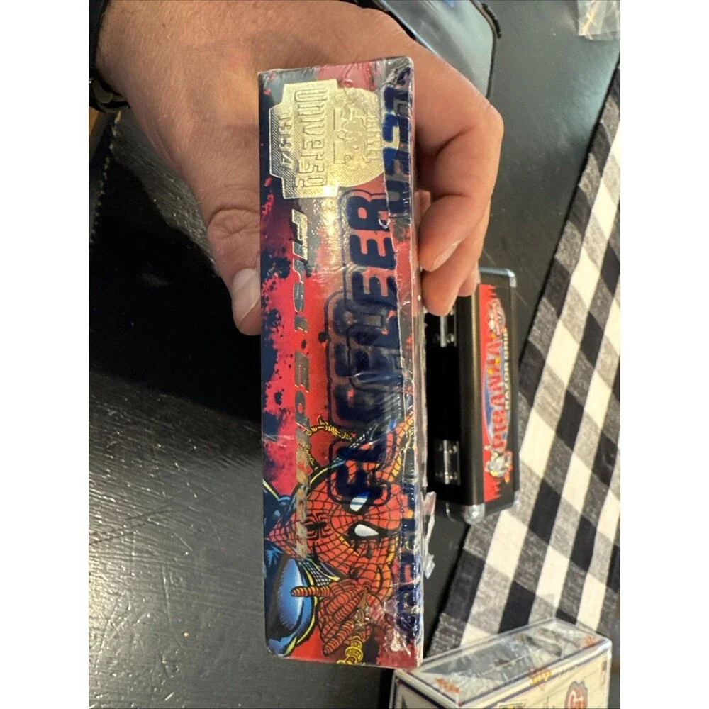 1994 FLEER MARVEL CARDS UNIVERSE FIRST EDITION BOX SPIDER-MAN COVER NEW U.S.